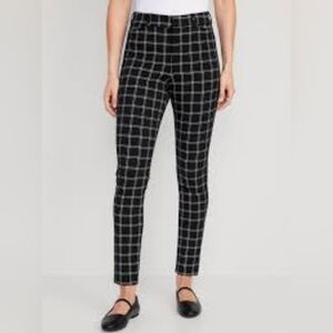 Old Navy Black and White Checkered Ankle Pants